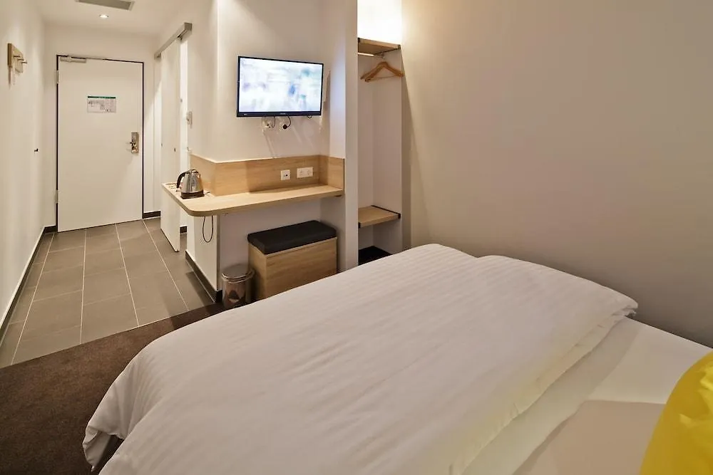 B&B Hotel Muenchen-Trudering  Munich